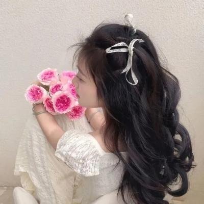 美人无泪